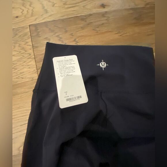 Lululemon  Wanderlust Highest Times Tech Mesh Naval Blue Luxtreme Specia… - Picture 5 of 10